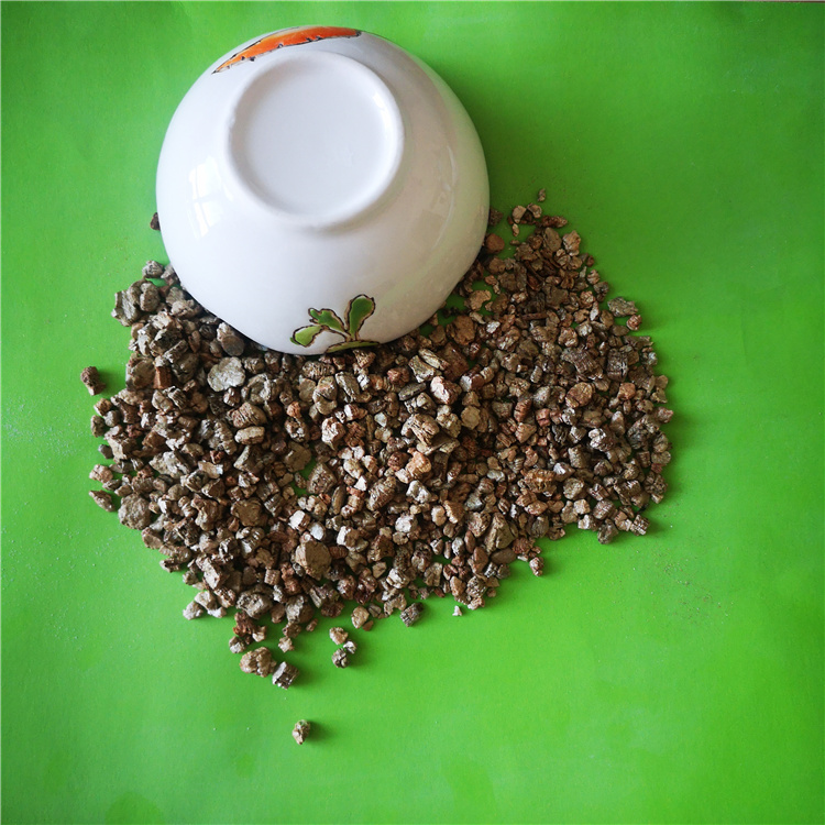 蛭石粉可起到肥料缓施作用